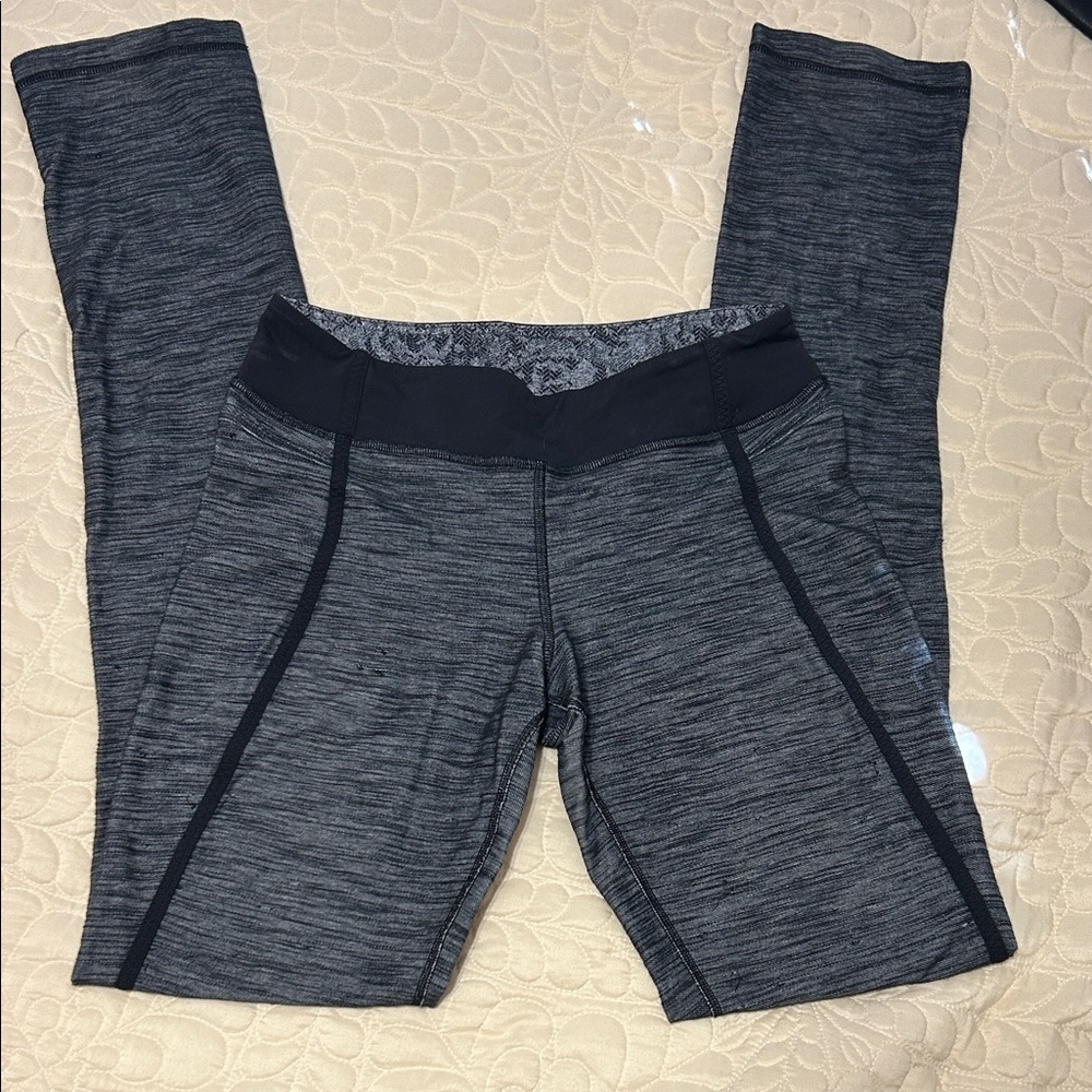 Lululemon Gray and Black Athletic Leggings